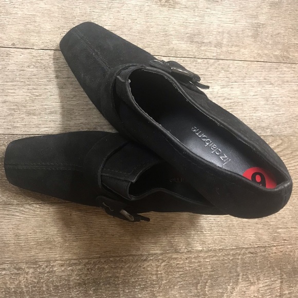 NWT Liz Claiborne Suede Size 6 Heels - Picture 3 of 4